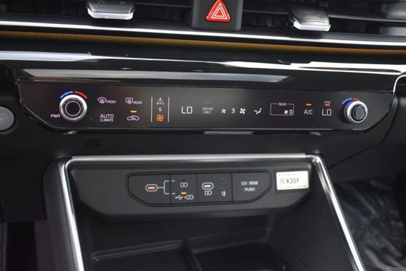 New 2026 Kia Carnival Hybrid SX PrestigeImage 36