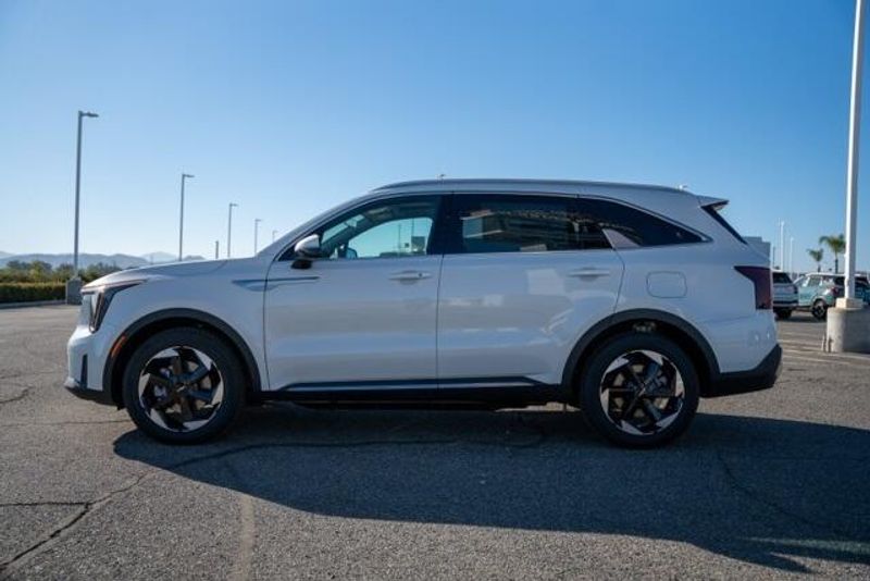 New 2026 Kia Sorento Hybrid EXImage 4