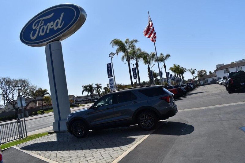 2025 Ford Explorer ST-LineImage 21