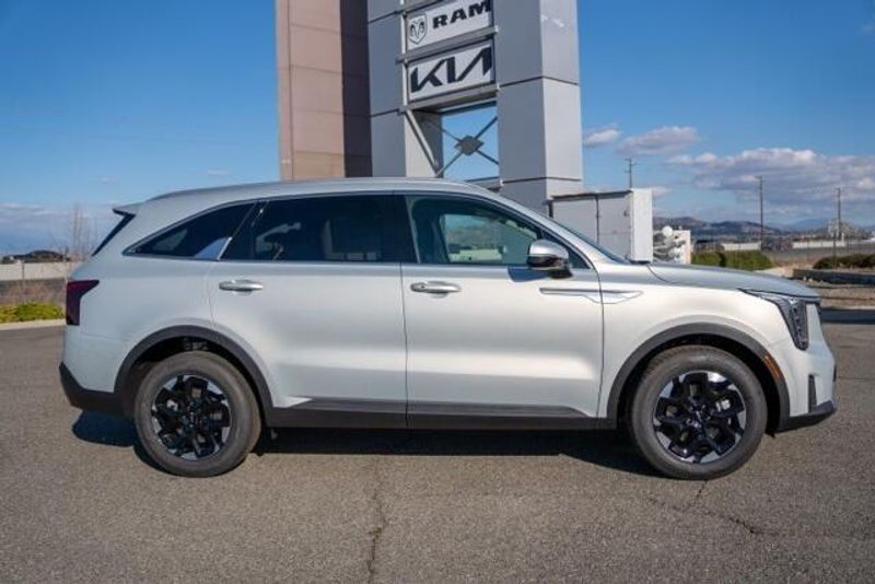 New 2026 Kia Sorento SImage 8