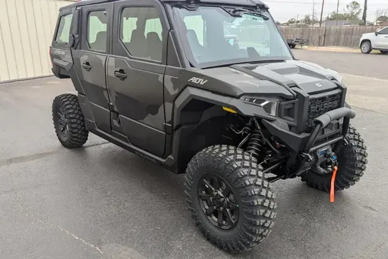 2025 POLARIS XPEDITION ADV 5 NORTHSTAR MATTE SUPER GRAPHITE 