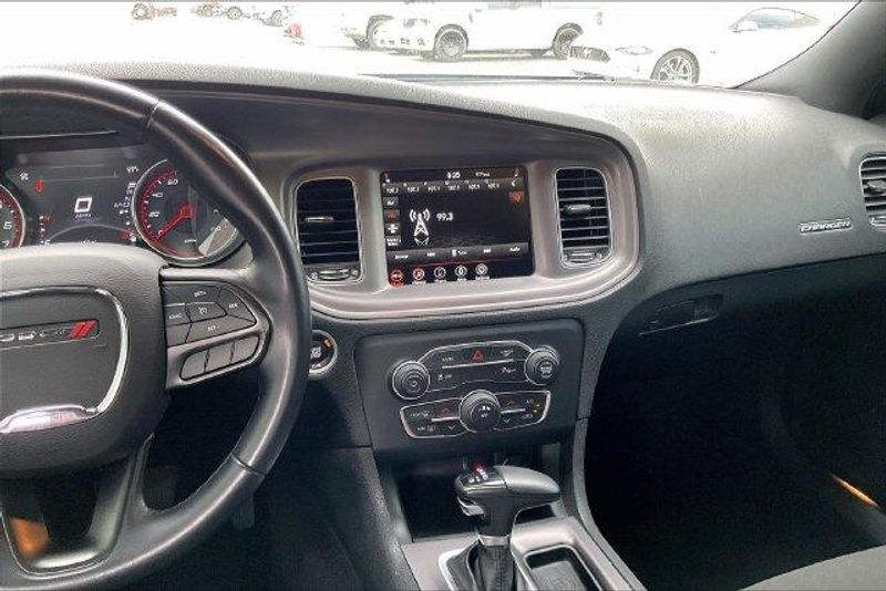 Used 2023 Dodge Charger SXTImage 5