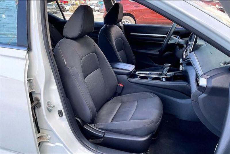 Used 2023 Nissan Altima 2.5 SVImage 6