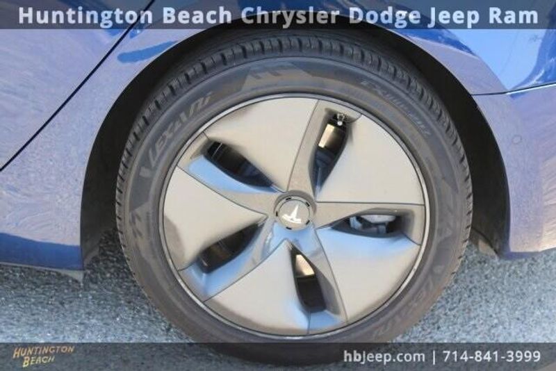 2019 Tesla Model 3 Standard Range PlusImage 7