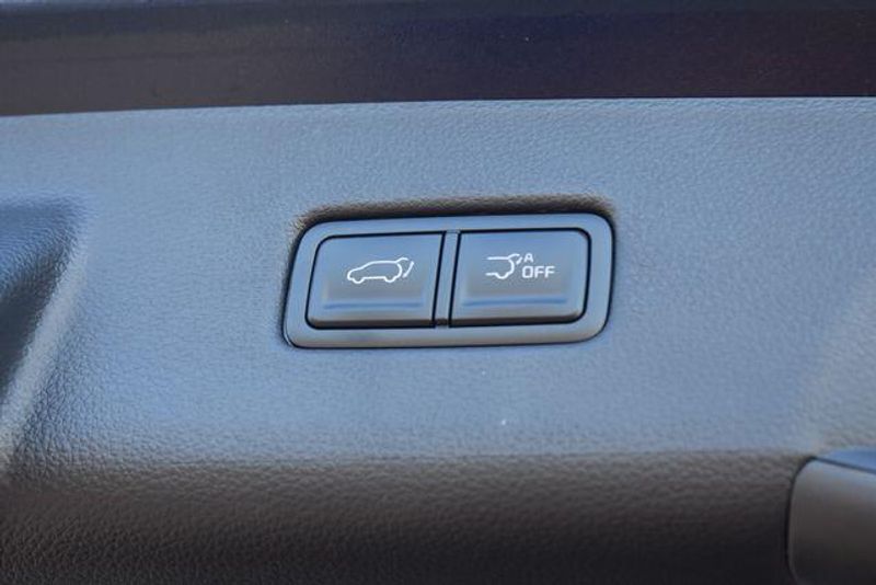 New 2026 Kia Carnival Hybrid EXImage 20