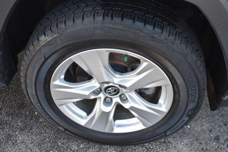 Used 2020 Toyota RAV4 XLEImage 11
