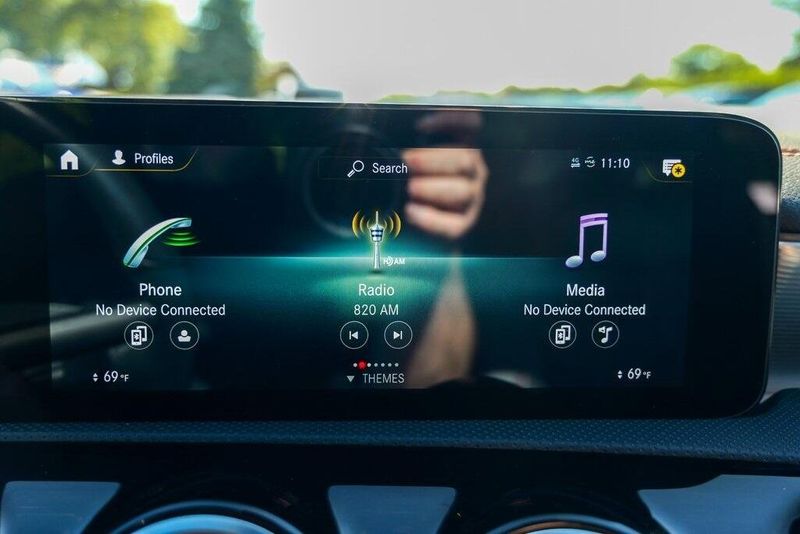 2022 Mercedes Benz CLA 250 photo 45