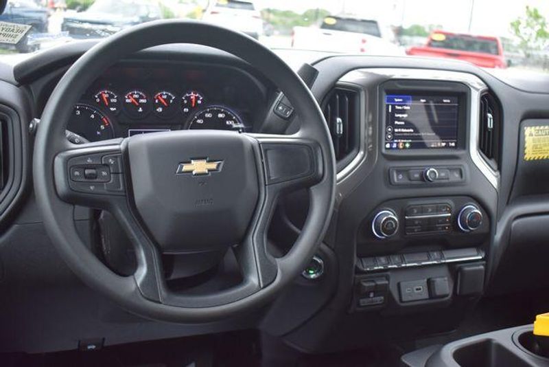 New 2026 Chevrolet Silverado 3500HD Work TruckImage 22