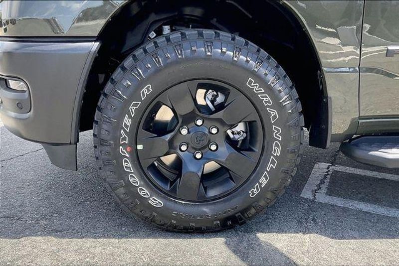 New 2026 RAM 1500 Warlock Crew Cab 4x4 5