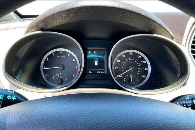 Used 2018 Hyundai Santa Fe Sport 2.4 BaseImage 20