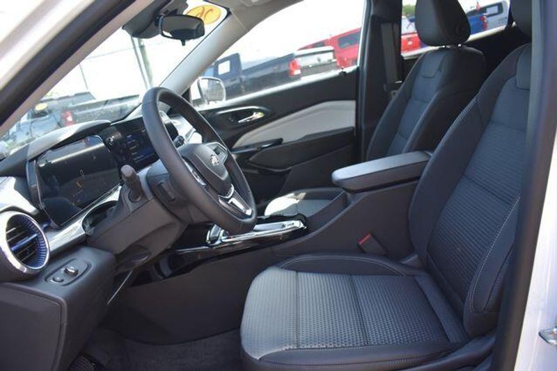 New 2026 Chevrolet Trax LTImage 21