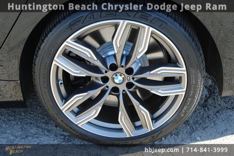 2022 BMW 7 Series M760iImage 11