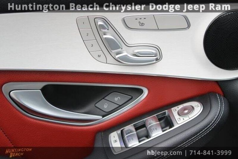 2022 Mercedes-Benz GLC 300Image 11