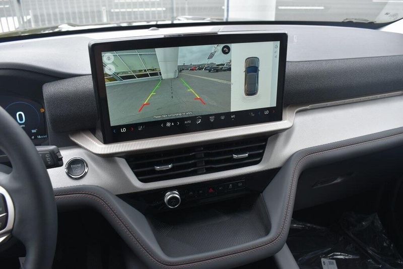 New 2025 Ford Explorer ActiveImage 20