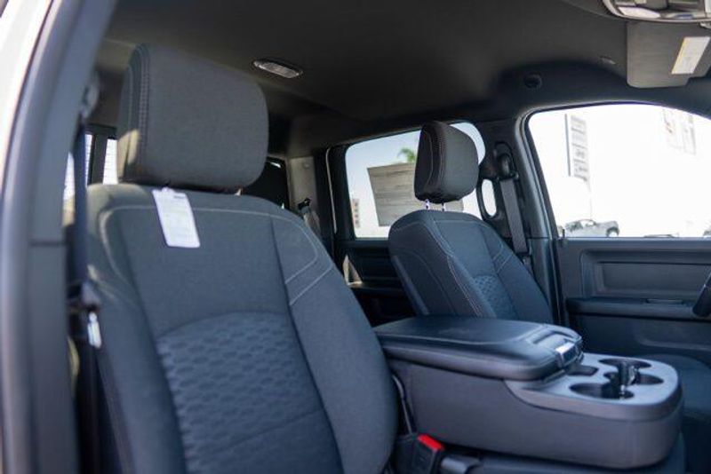 New 2025 RAM 2500 TradesmanImage 14