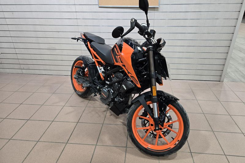 2021 KTM DUKE 200 