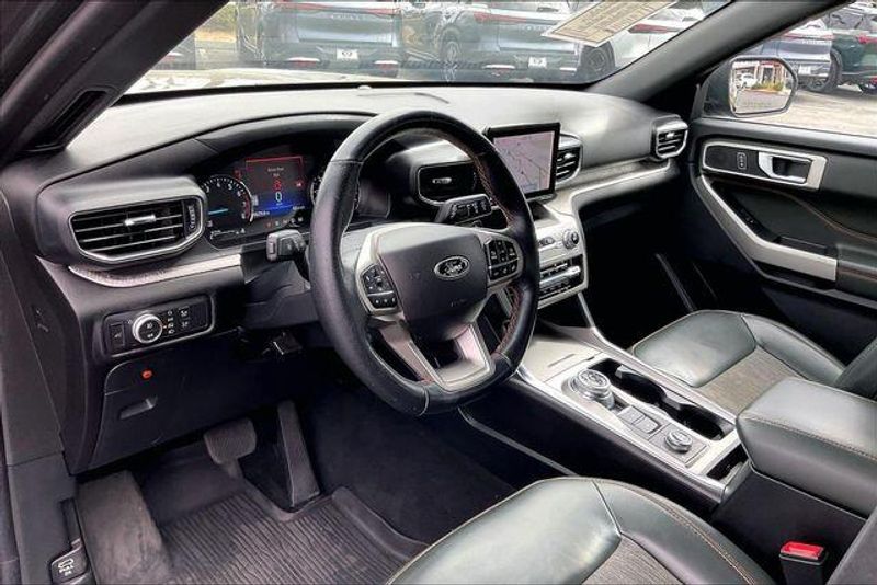 Used 2022 Ford Explorer TimberlineImage 14
