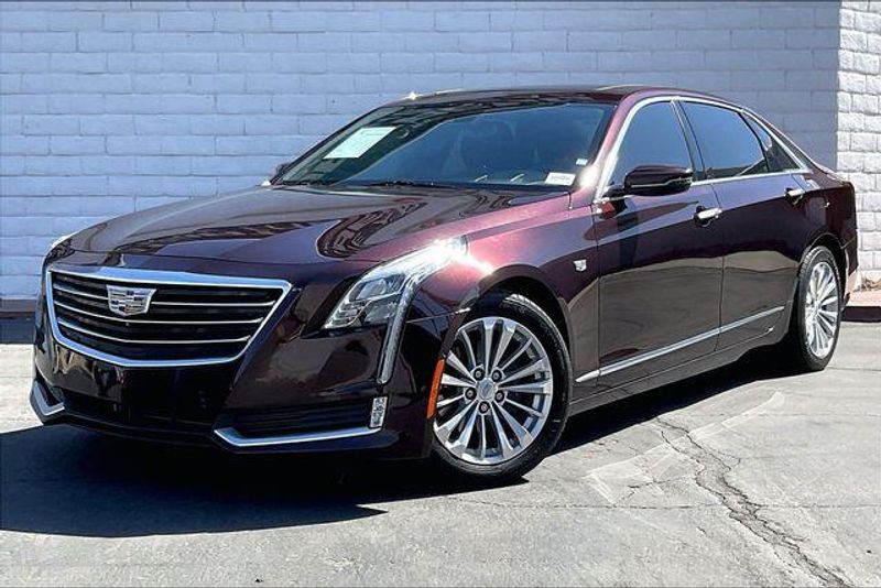 Used 2017 Cadillac CT6 Hybrid Plug-InImage 1