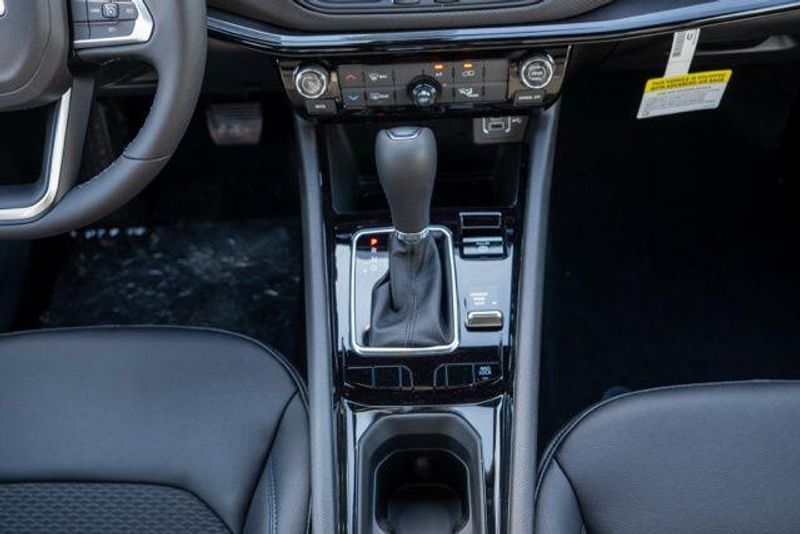 New 2026 Jeep Compass LatitudeImage 19