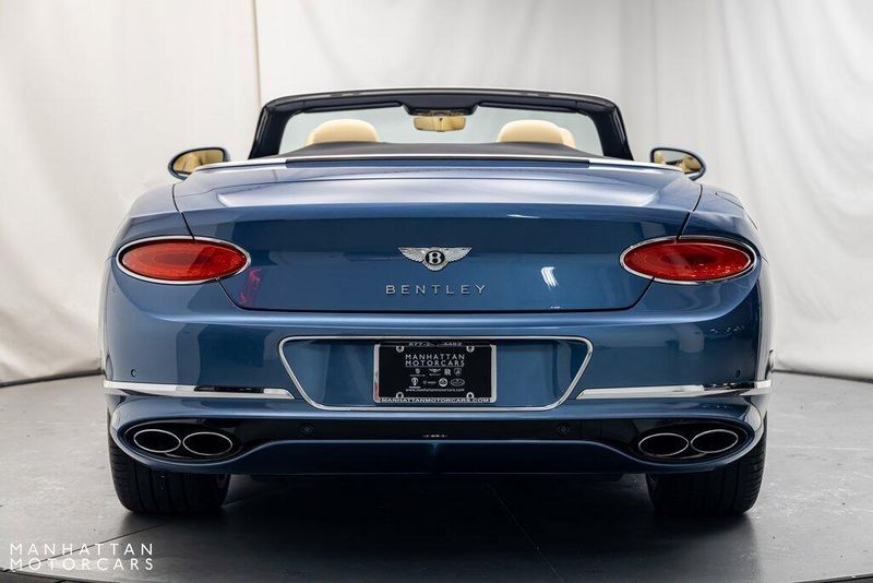 2022 Bentley Continental V8Image 9