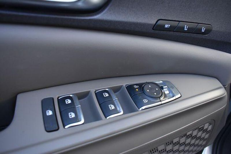 New 2026 Kia Carnival EXImage 22