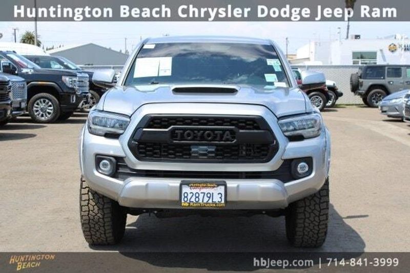 2022 Toyota Tacoma TRD SportImage 2