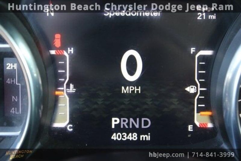 2022 Jeep Wrangler Unlimited SaharaImage 19