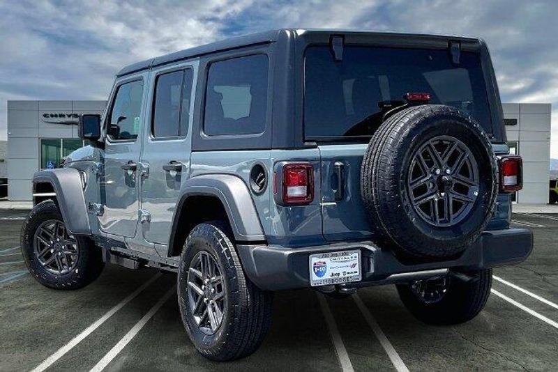 New 2026 Jeep Wrangler 4-door Sport SImage 2