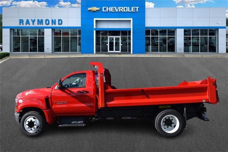 2024 Chevrolet Silverado 5500HD Work TruckImage 6