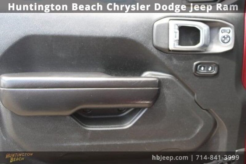 2021 Jeep Wrangler Unlimited IslanderImage 10