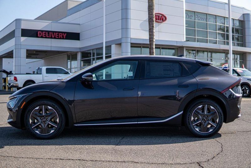 New 2026 Kia EV6 LightImage 4