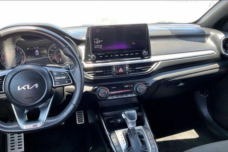 Used 2023 Kia Forte GT-LineImage 5