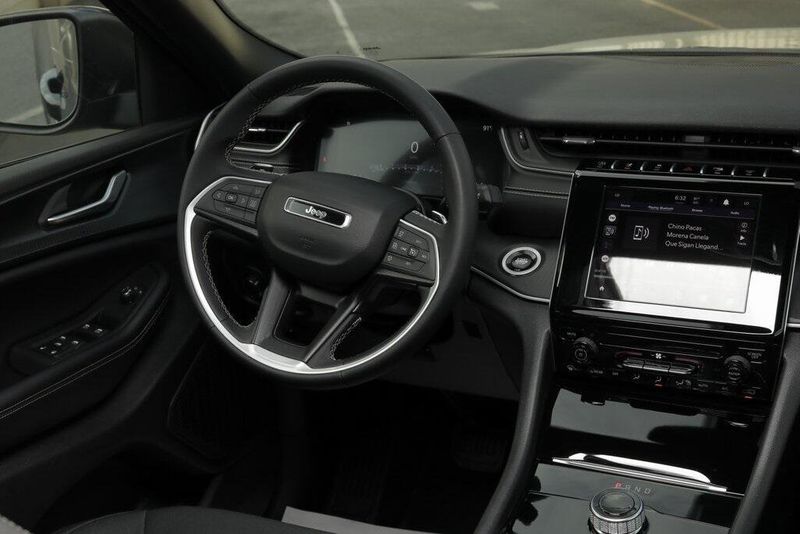 2024 Jeep Grand Cherokee L LaredoImage 21