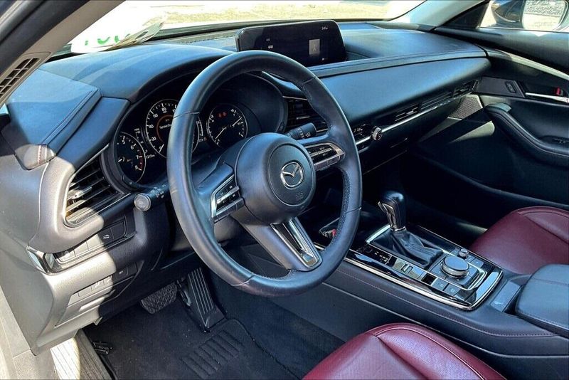 2022 Mazda CX-30 2.5 S Carbon EditionImage 9