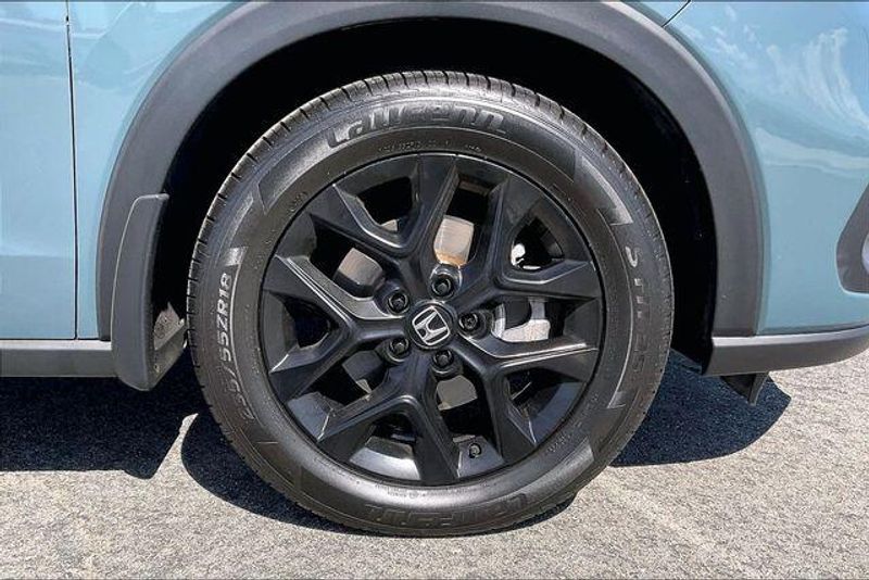 Used 2023 Honda HR-V SportImage 8
