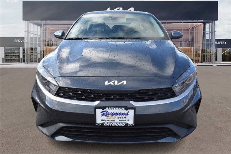 2024 Kia Forte LXSImage 9