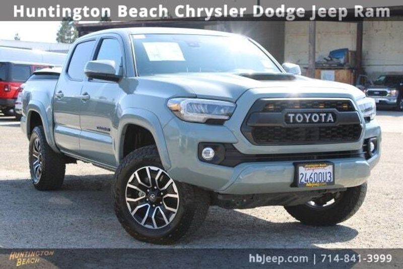 2023 Toyota Tacoma TRD SportImage 1