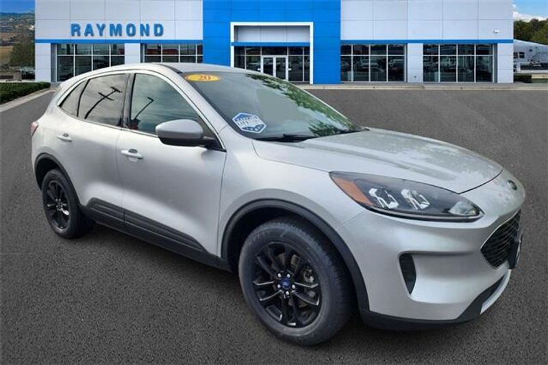 2020 Ford Escape SEImage 1