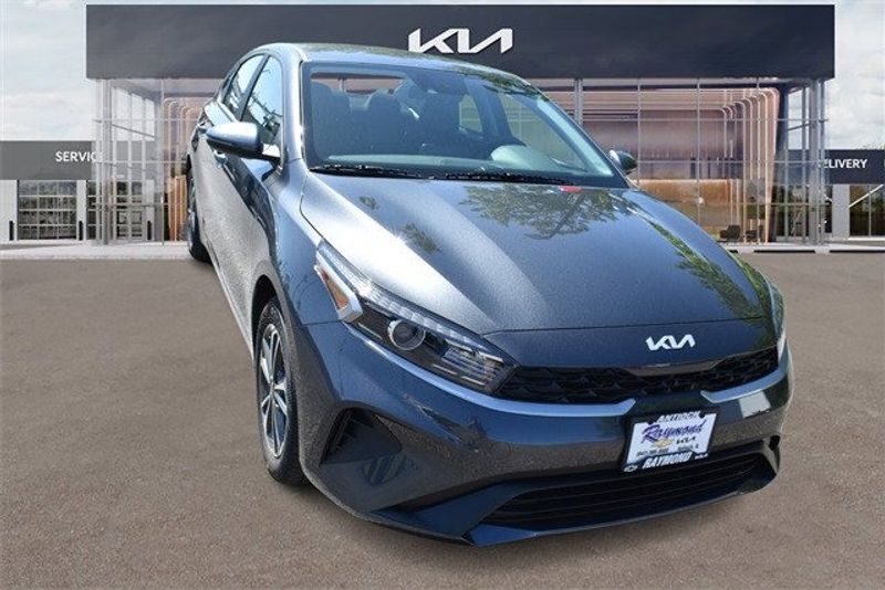 2024 Kia Forte LXSImage 10