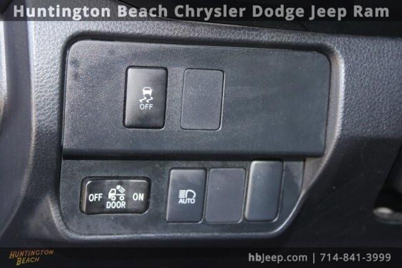 2023 Toyota Tacoma SRImage 14