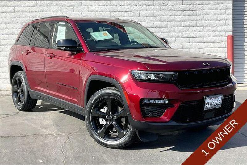 Used 2023 Jeep Grand Cherokee LimitedImage 12