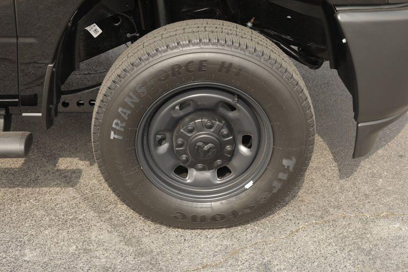 2025 RAM 2500 TradesmanImage 19