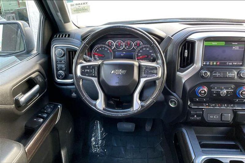 Used 2020 Chevrolet Silverado 1500 RSTImage 4