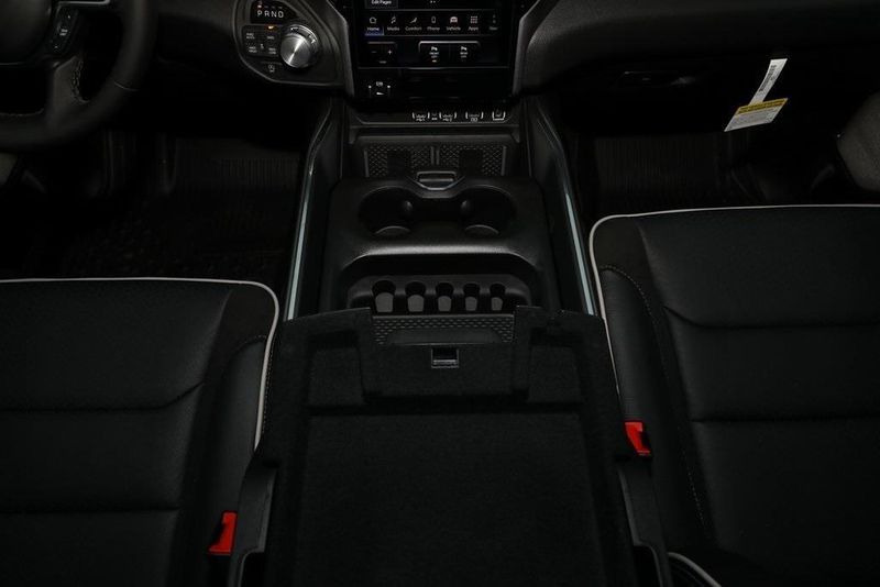 2025 RAM 1500 Laramie Crew Cab 4x4 5