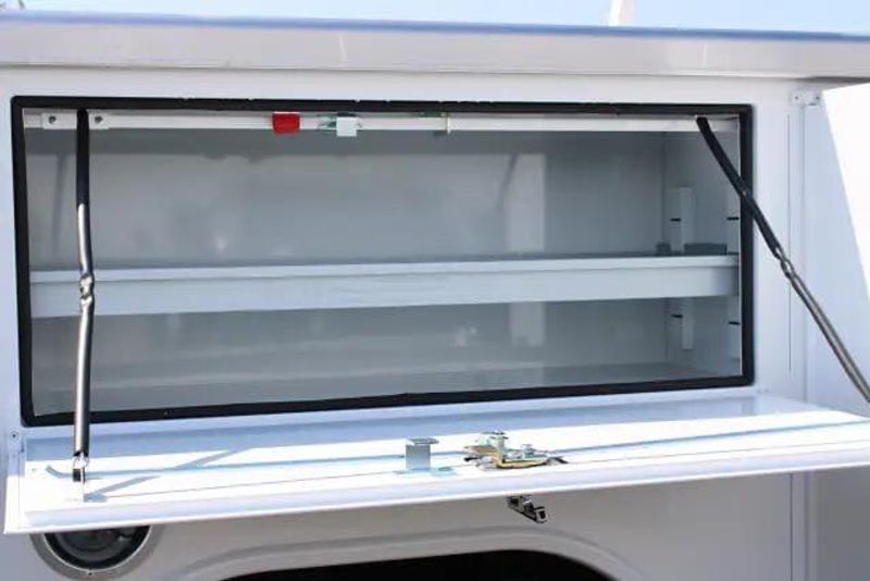 2024 RAM 2500 Tradesman Regular Cab Harbor BodyImage 11