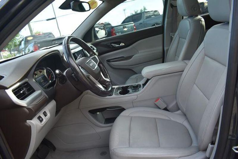Used 2020 GMC Acadia SLTImage 28