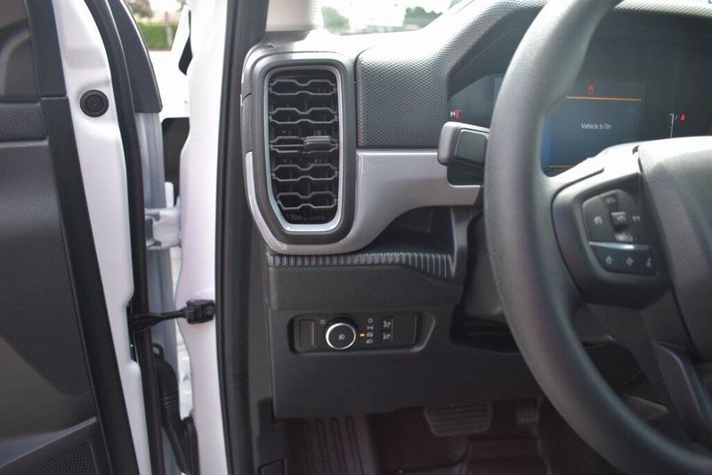 New 2025 Ford Ranger XLImage 13
