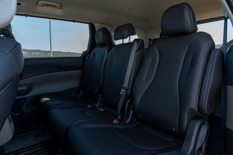 New 2026 Kia Carnival Hybrid SXImage 14