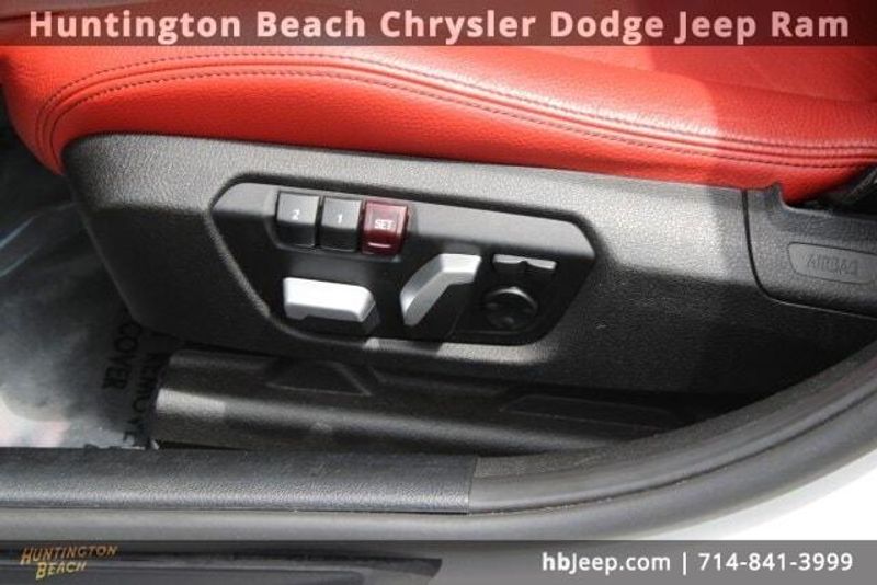 2018 BMW 3 Series 330e IperformanceImage 36