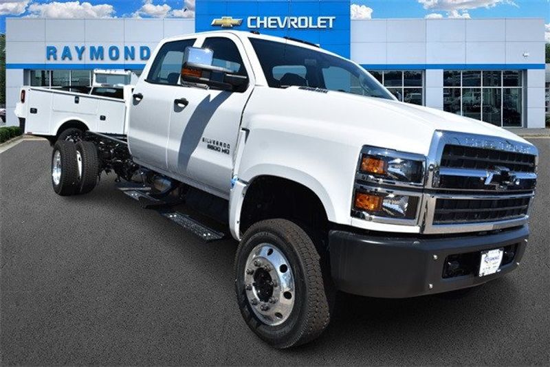 2024 Chevrolet Silverado 6500HD 1WTImage 10